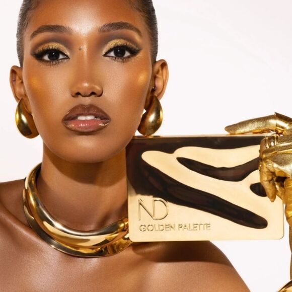 Natasha Deona Golden Eyeshadow Palette - Picture 6 of 12